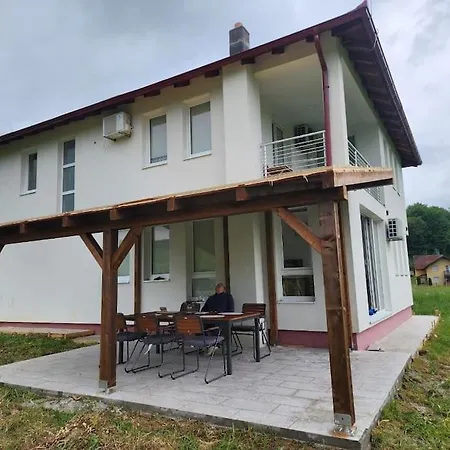 Villa !فيلا تستحقها لاجازتك في البوسنة *